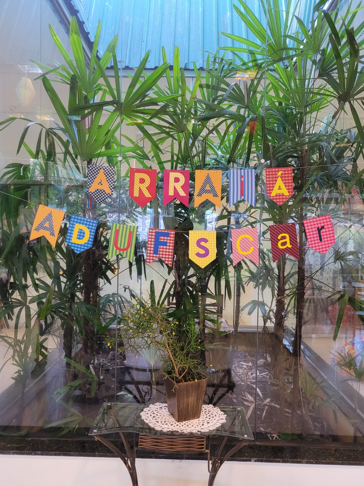 Arraiá da ADUFSCar reúne centenas de associada/os