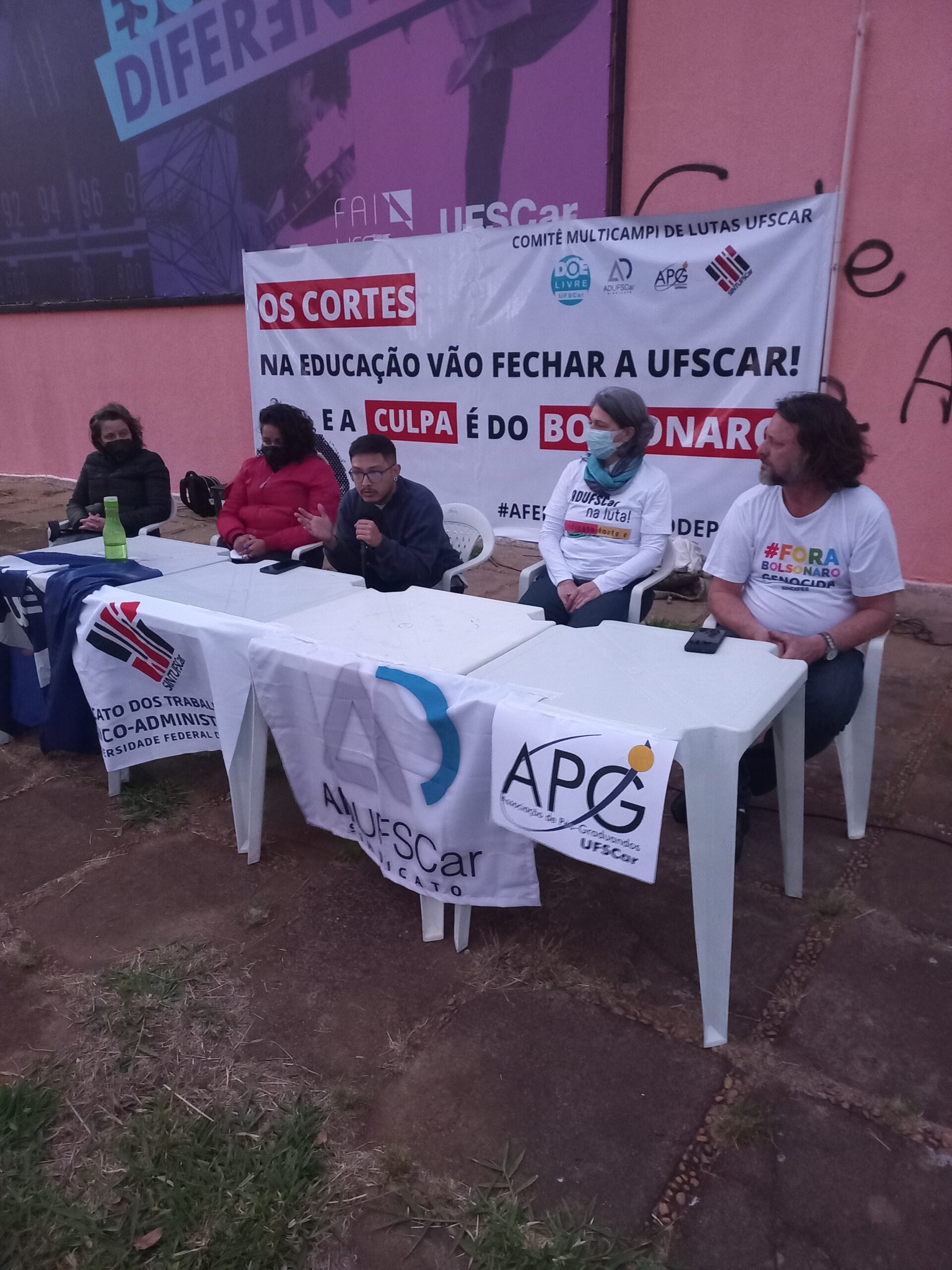 São Carlos: Comitê Multicampi de Lutas realiza plenária multicategoria