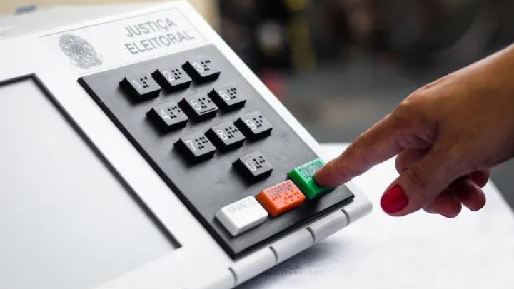 Jornal ADUFSCar: artigo especial sobre a segurança das urnas eletrônicas nas eleições