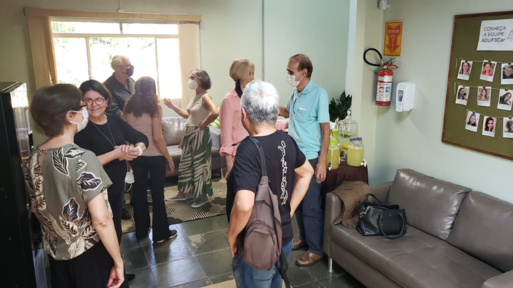 Comitê da ADUFSCar reúne associadas/os e discute ações para docentes aposentadas/os