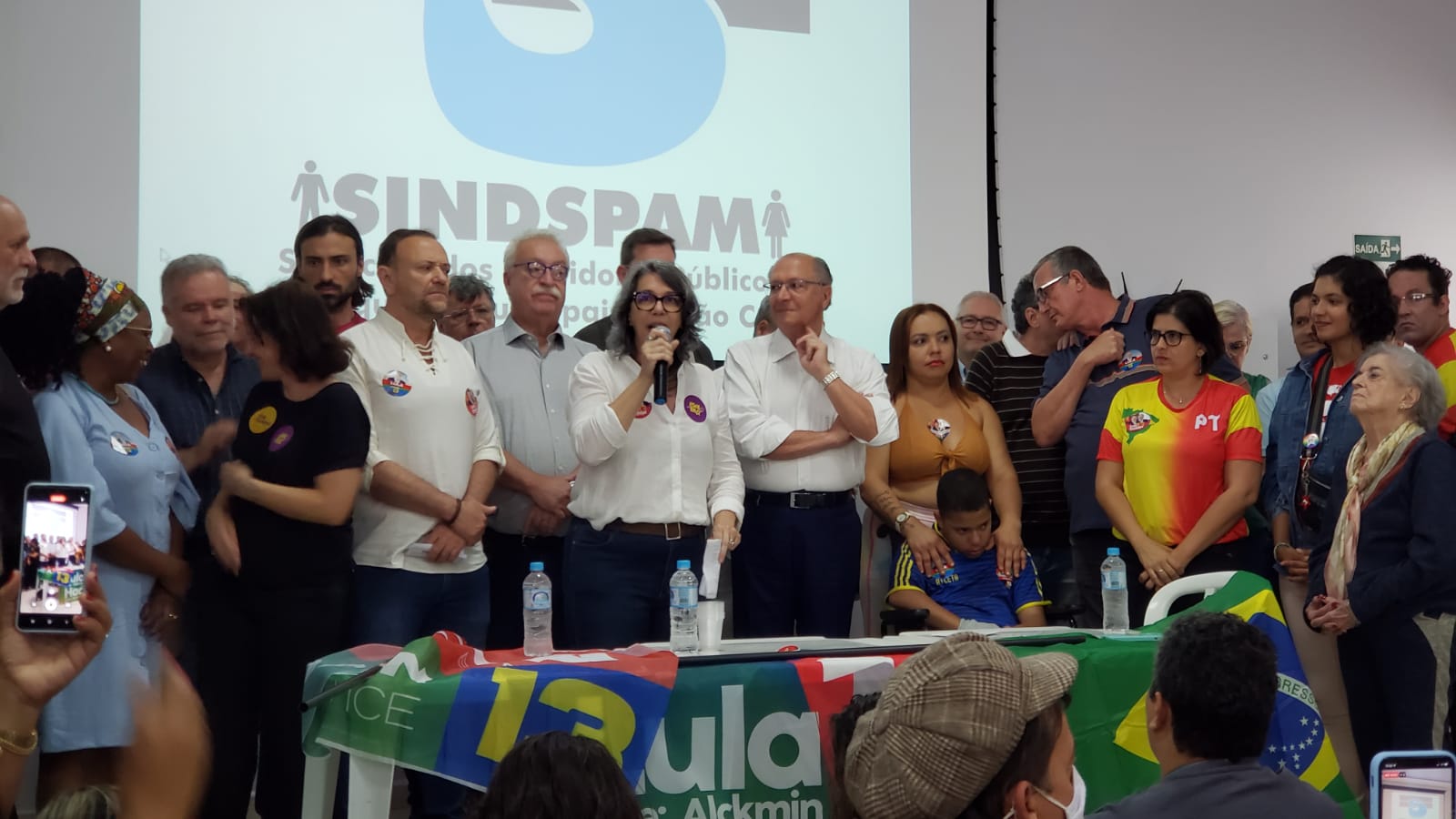 ADUFSCar participa da plenária da Frente Ampla São Carlos pela Democracia