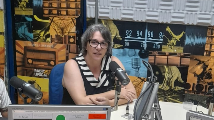 Entrevista| Presidenta da ADUFSCar participa de programa na rádio UFSCar