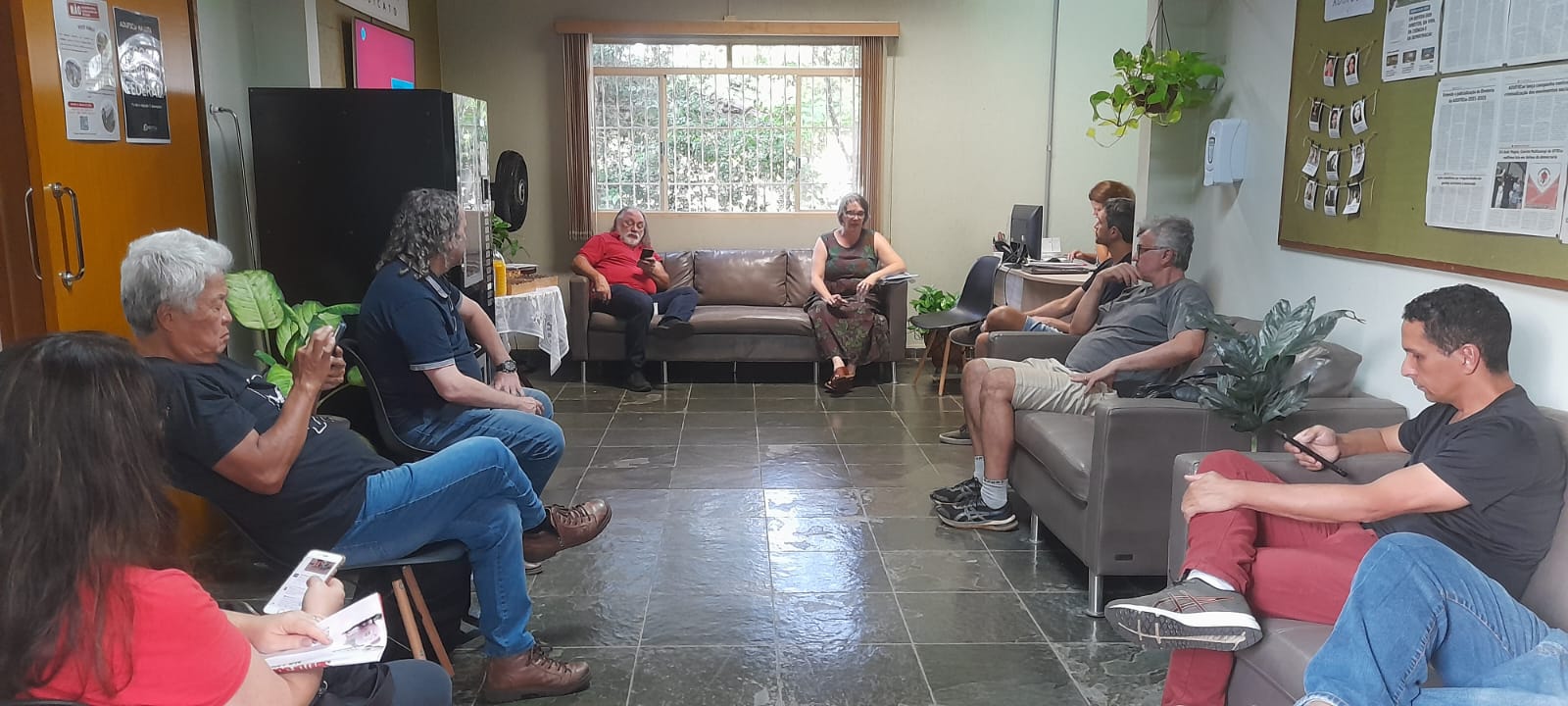 Café com Reajuste |  ADUFSCar realiza debate com docentes sobre a Campanha Salarial